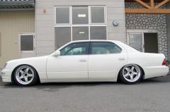 TOYOTA(???) CELSIOR(????) シャーゼン車高調 装着事例10