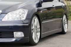 TOYOTA(???) CROWN(????) シャーゼン車高調 装着事例10