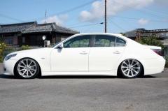 BMW 5???? E60/E61 シャーゼン車高調 装着事例03