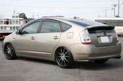 TOYOTA(???) PRIUS(????) シャーゼン車高調 装着事例08