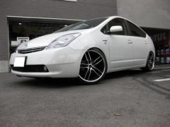 TOYOTA(???) PRIUS(????) シャーゼン車高調 装着事例09